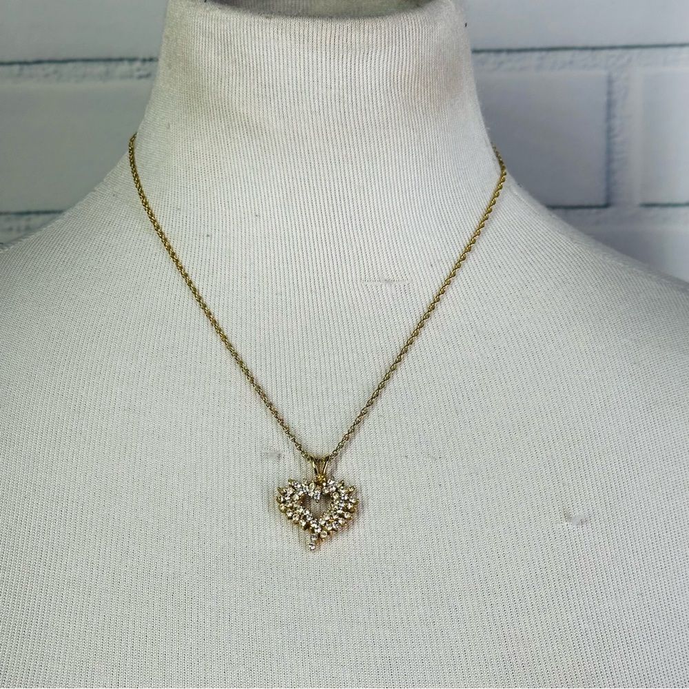 Vintage Goldtone Cubic Zirconia Heart Roman Pendant Chain Necklace 20$